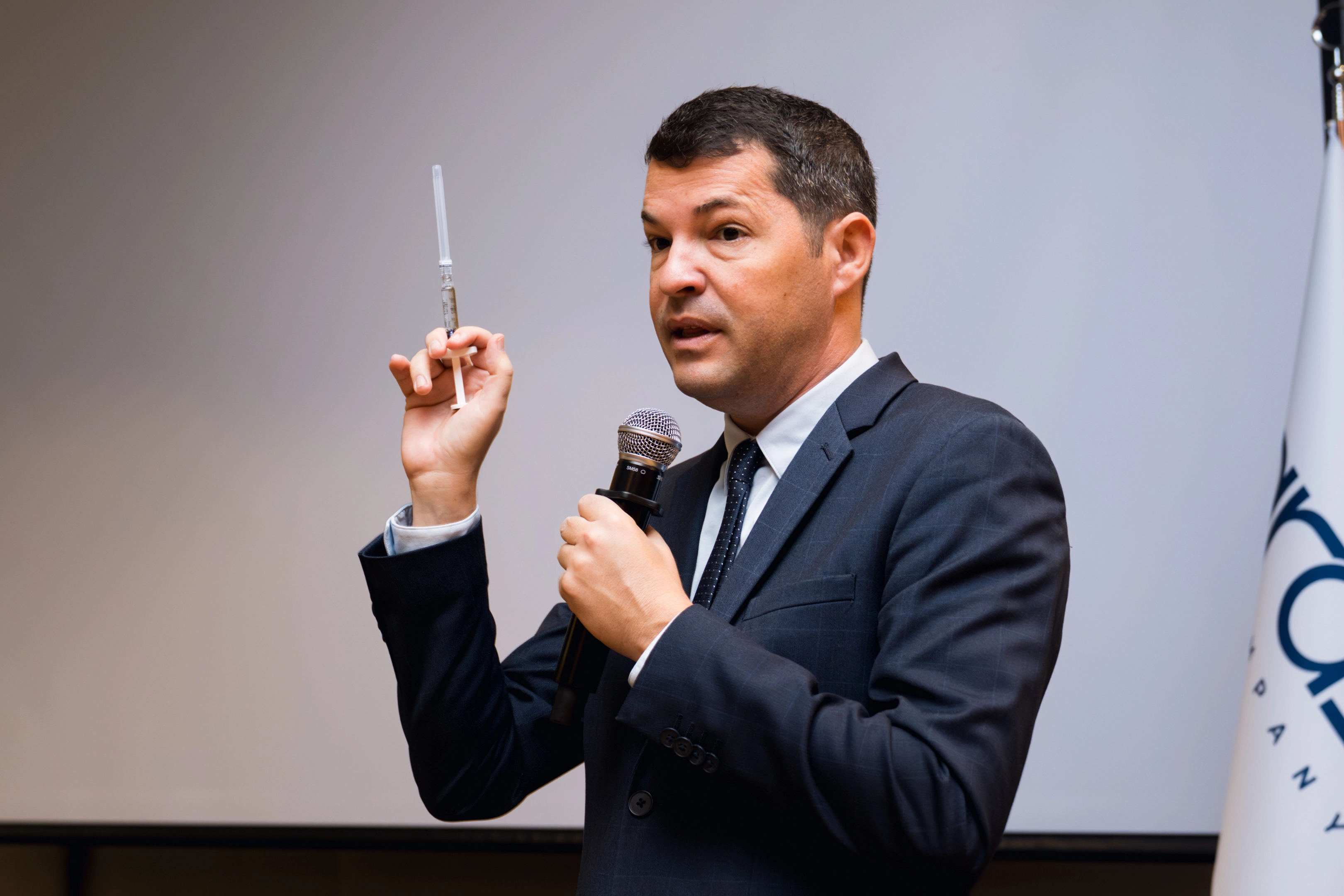 "Müasir Kosmetologiyanın Yeni Kodu: Profhilo Seriyası" Konfransı